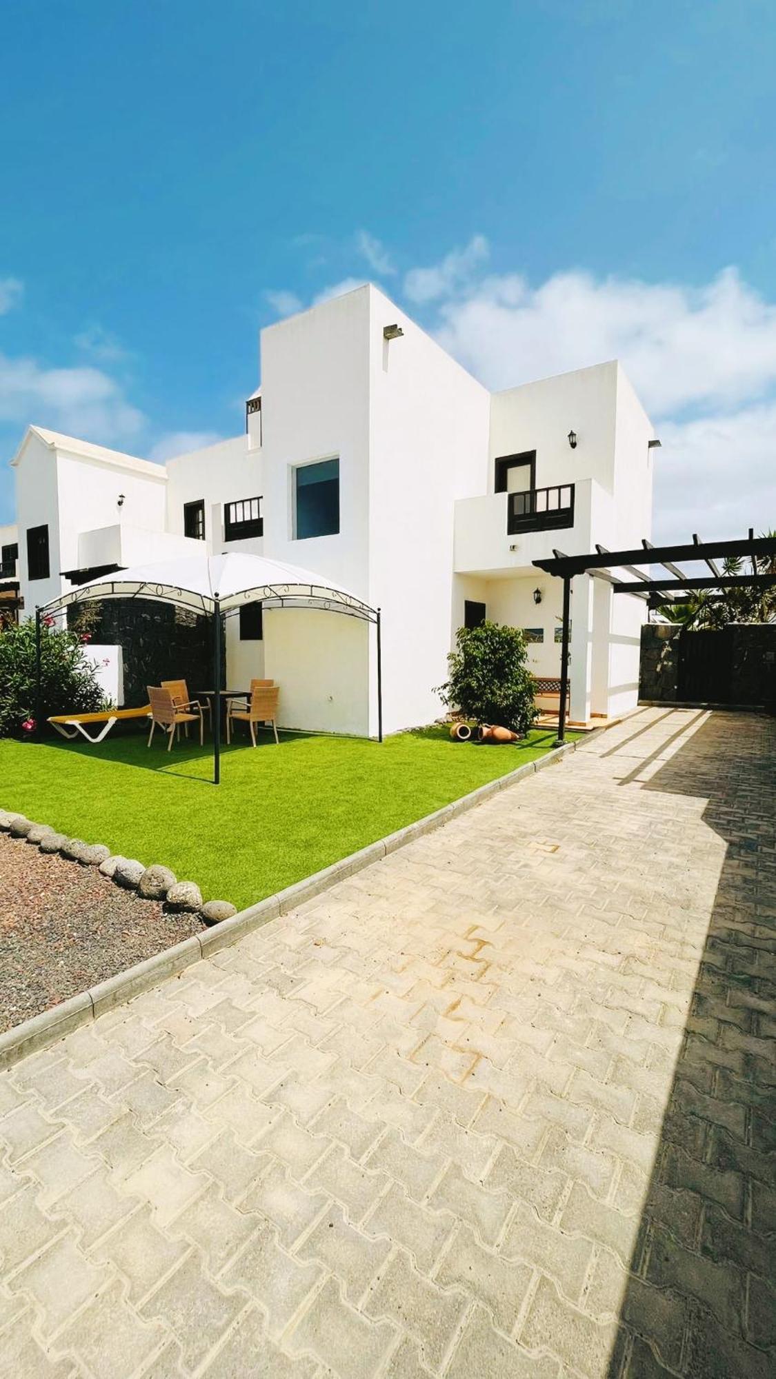 Lovely Villa Kiluka Heated Pool Playa Blanca  Extérieur photo
